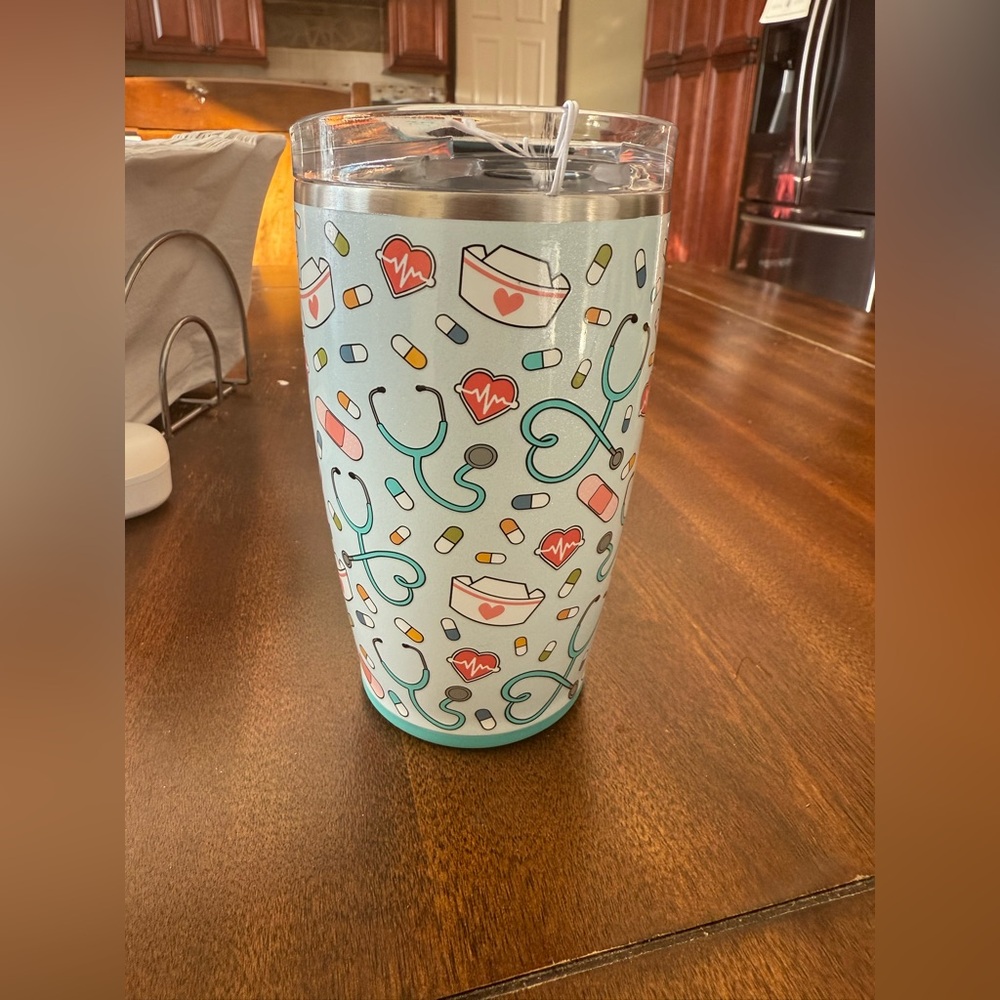 Swig life Tumblers-lmk which one and how much you want it for!! Ready to ship!!